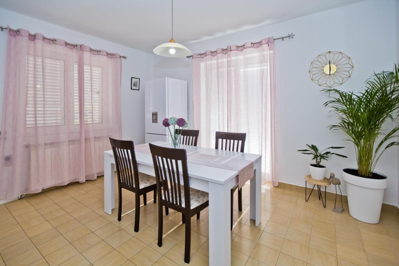 Apartments And Rooms Marija フヴァル エクステリア 写真