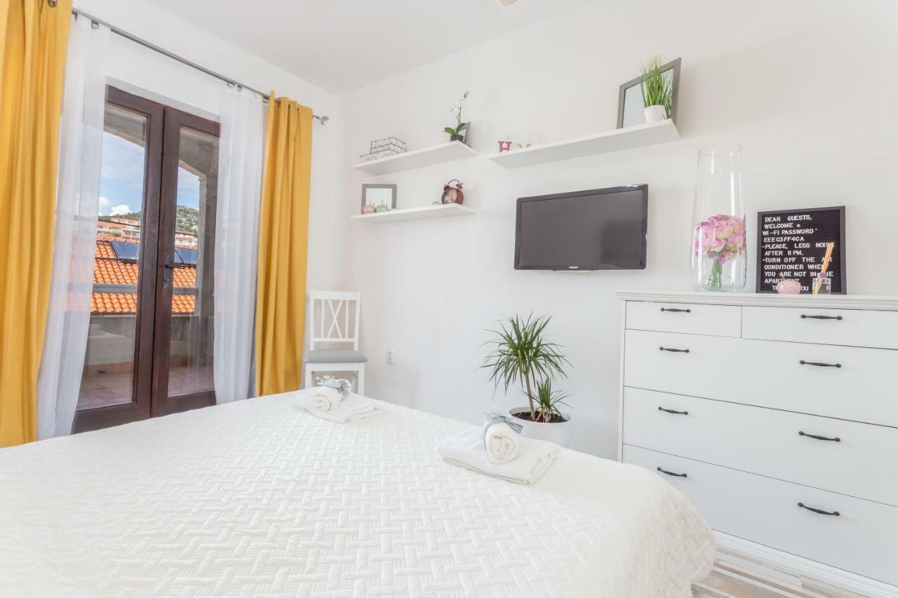 Apartments And Rooms Marija フヴァル エクステリア 写真